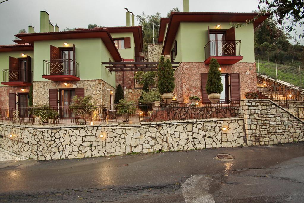 Valtessiniko Studios Exterior photo